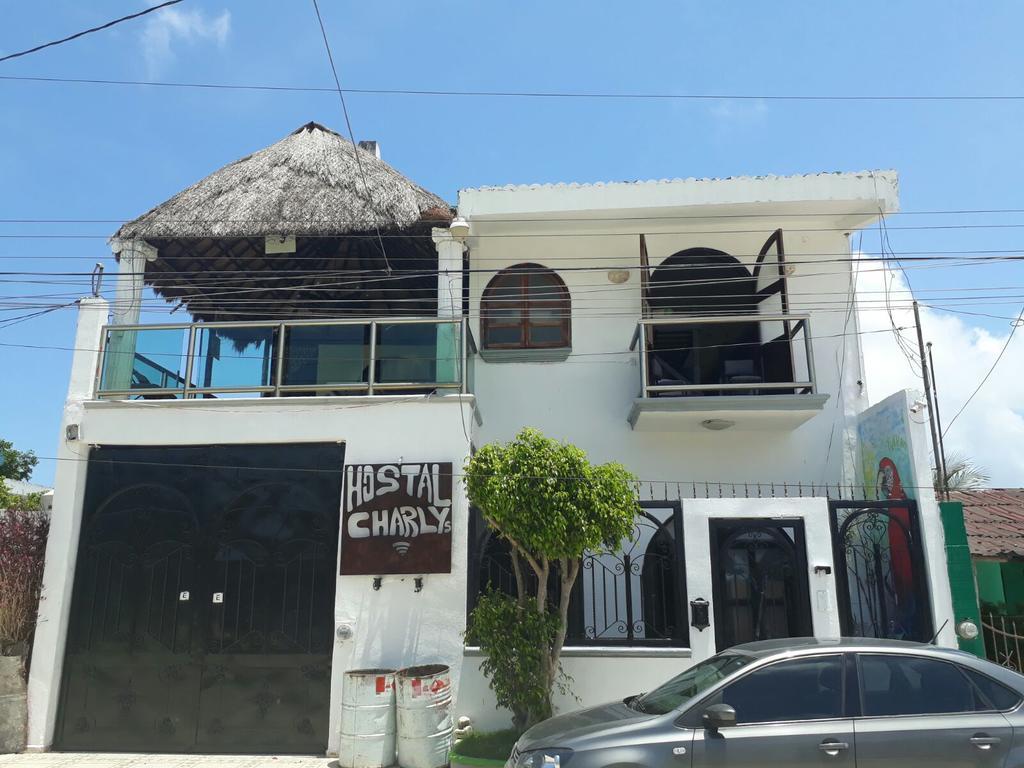 Hostal Charlys Tulum Exterior foto