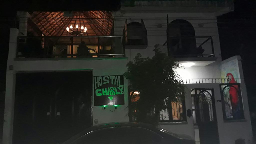 Hostal Charlys Tulum Exterior foto