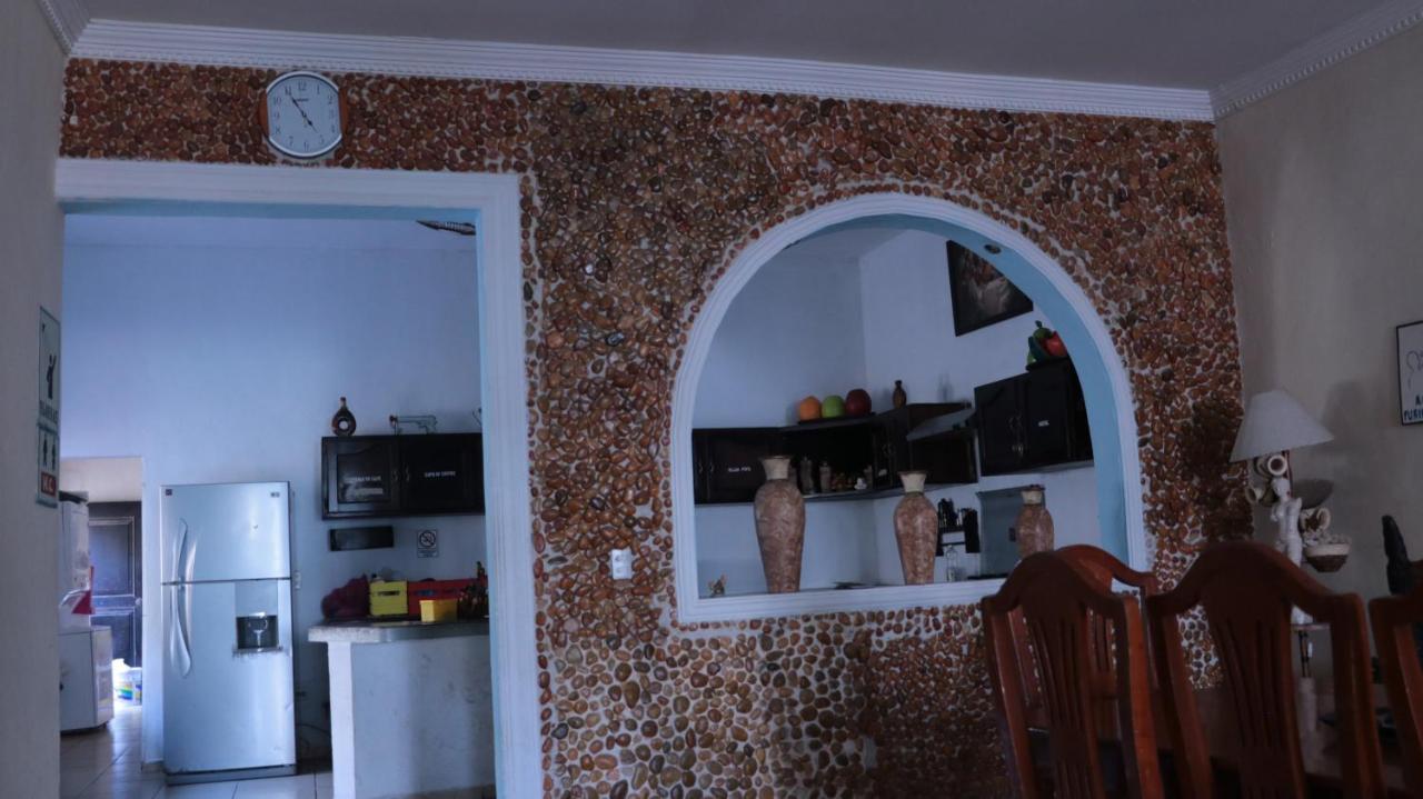 Hostal Charlys Tulum Exterior foto